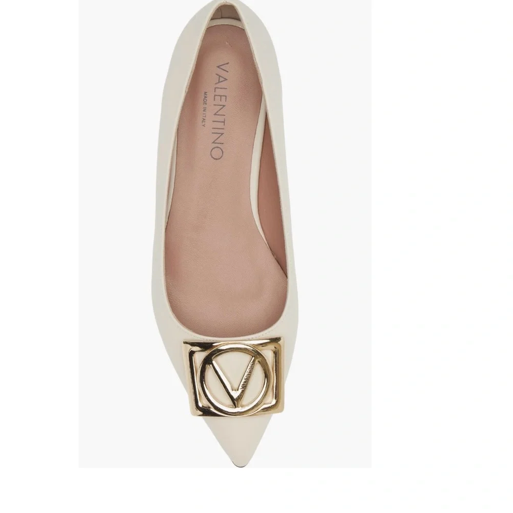 Valentino Elegant Cream Flats Sz 9 - Picture 5 of 9